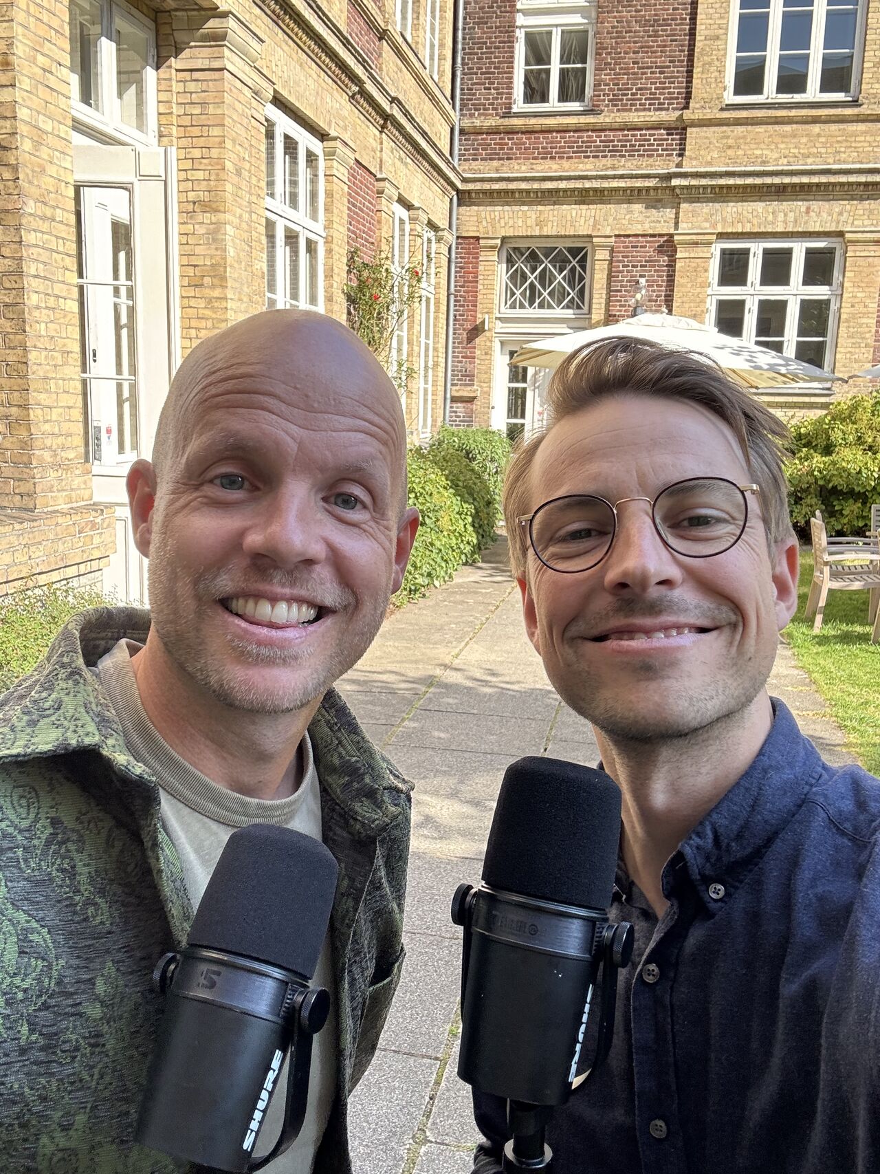 De 7 prompt-hacks med Simon Linde og David Guldager i AI mennesker